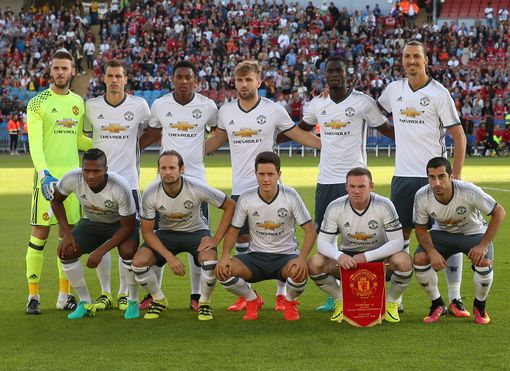 入不敷出 入不敷出